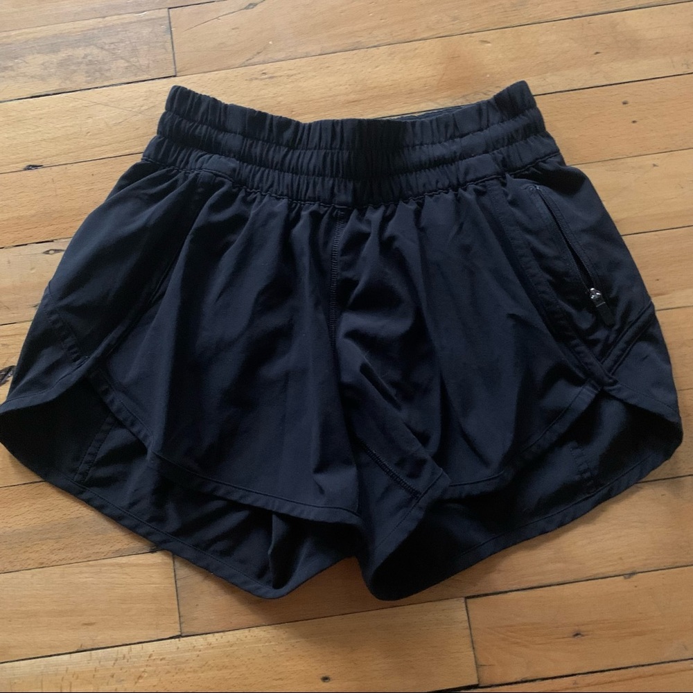 Lululemon Tracker Low Rise Short 4”
